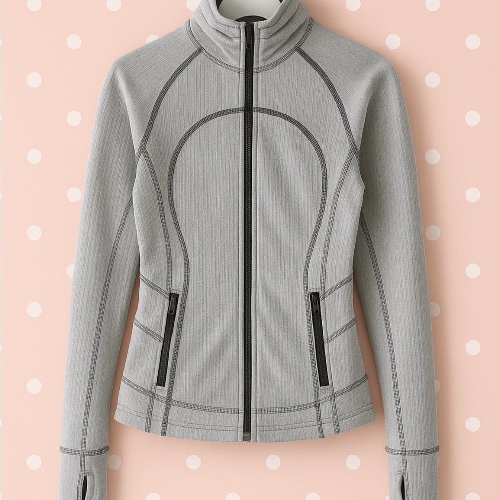 Lululemon Hustle your Bustle Jacket with High Collar and Stretch Fabric